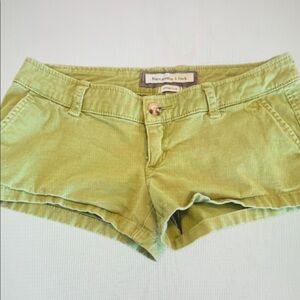 Abercrombie & Fitch Green Women Shorts